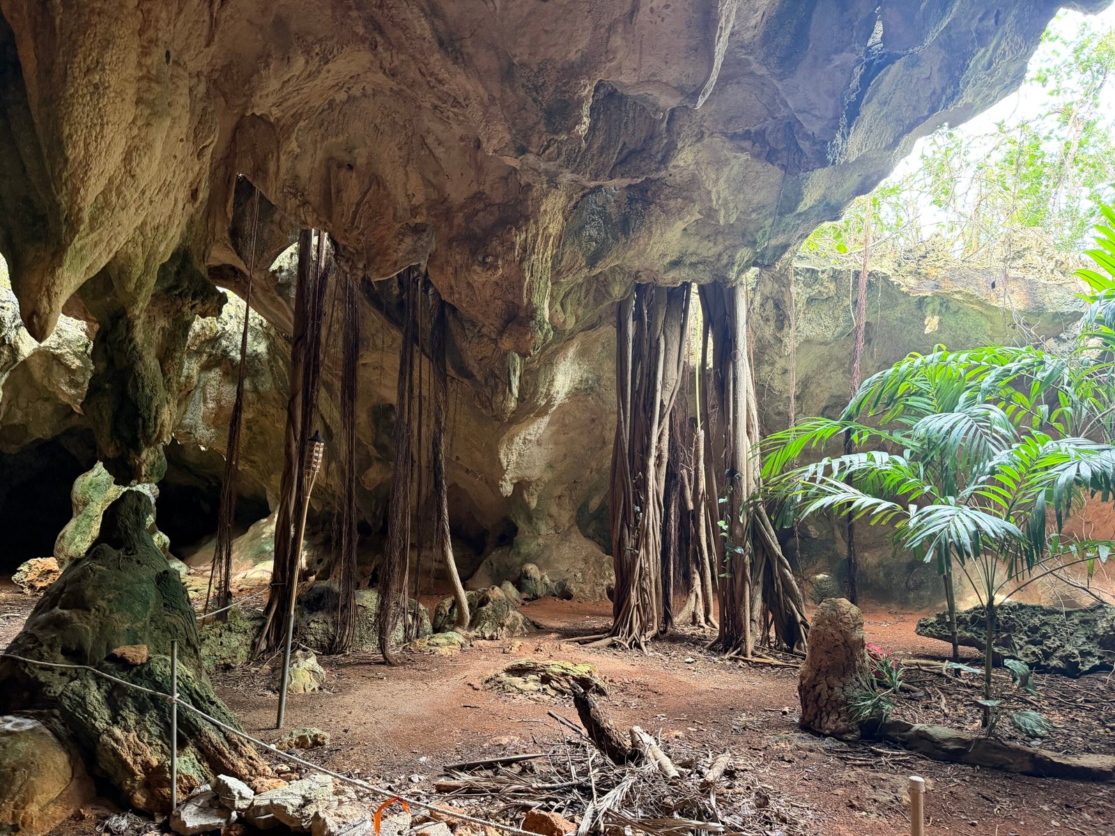 Sailing to Long Island, Bahamas: Hamilton Caves and Dean’s Blue Hole